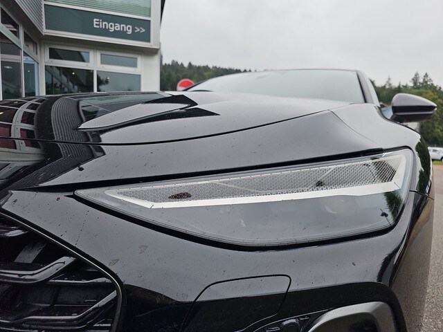 Audi A6 e-tron Avant Quattro