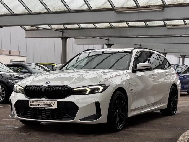 BMW 330 330e M-Sport Touring