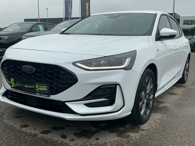 Ford Focus EcoBoost ST Line
