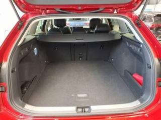 Volkswagen Passat 1.5 eTSI Business Variant