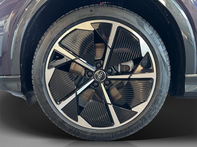 Audi Q4 e-tron Quattro
