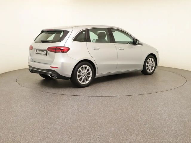 Mercedes-Benz B 250 Progressive Sedan