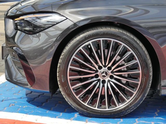 Mercedes-Benz CLE 300 4MATIC AMG Line