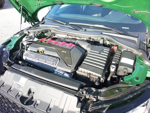 Audi TT RS Coupé Quattro S-Tronic