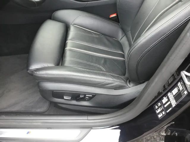 BMW 530 530d M-Sport Touring xDrive