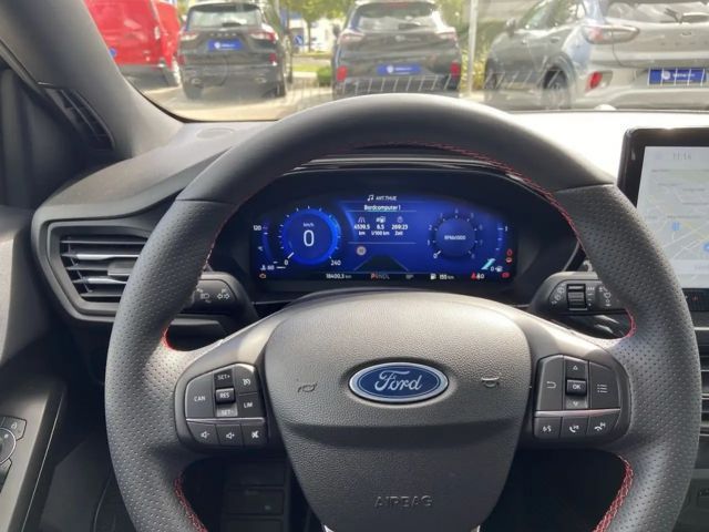 Ford Focus ST Line Wagon