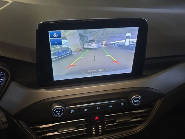 Ford Focus Cool & Connect EcoBoost Wagon