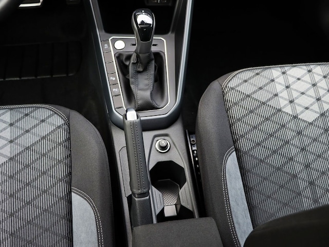 Volkswagen Polo 1.0 TSI DSG IQ.Drive R-Line