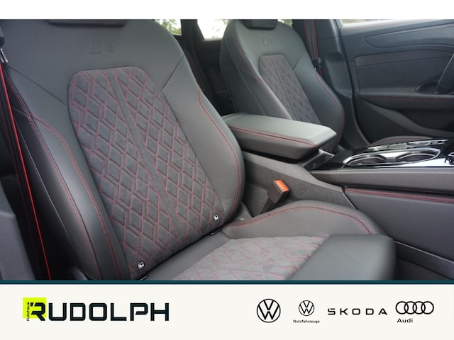 Audi A6 Avant Quattro S-Tronic