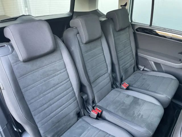 Volkswagen Touran 1.5 TSI DSG Highline