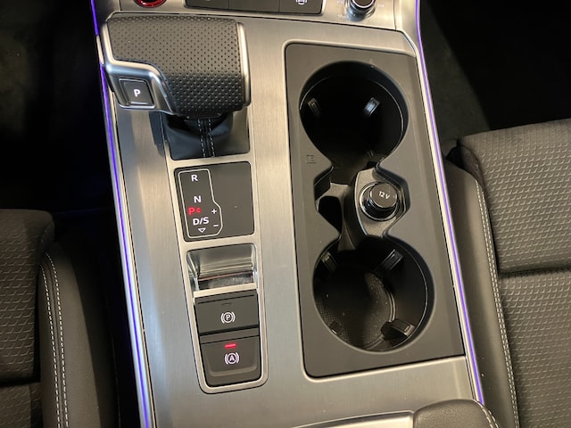 Audi S6 Avant Quattro