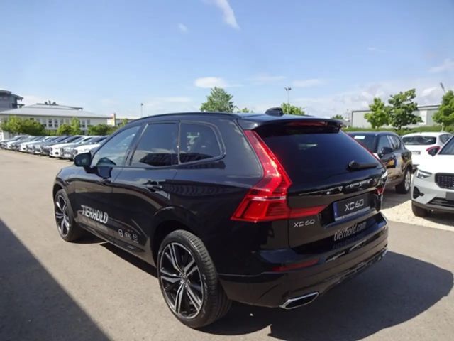 Volvo XC60 R-Design Recharge T8