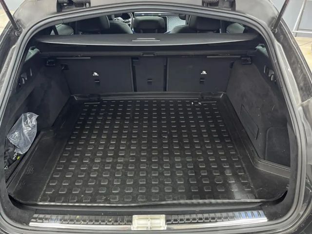 Mercedes-Benz E 220 AMG Line E 220 d Estate