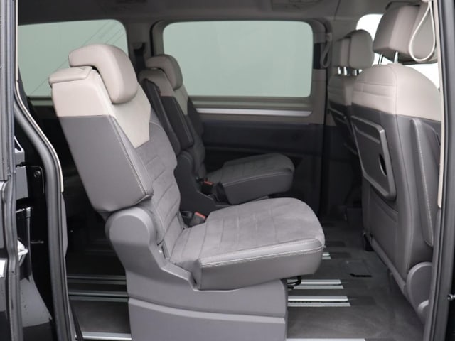 Volkswagen Multivan 2.0 TDI IQ.Drive Lang T7