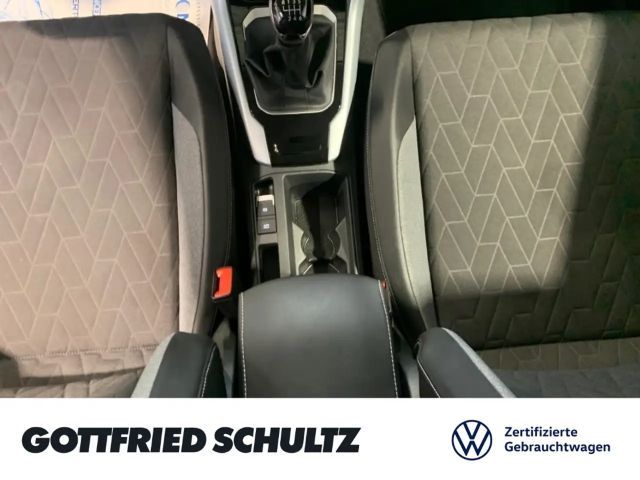 Volkswagen T-Roc GOAL TSI NAVI SITZHEIZUNG EINPARKHILFE LED
