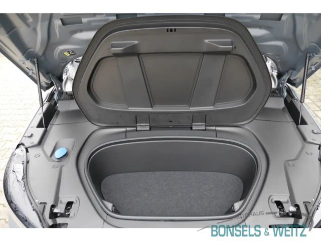 Volvo XC40 AWD Plus Recharge Twin Engine