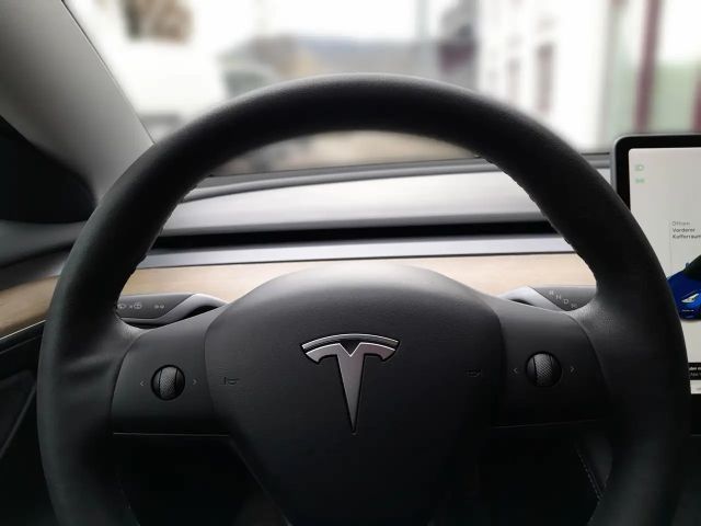 Tesla Model 3 Standard Range