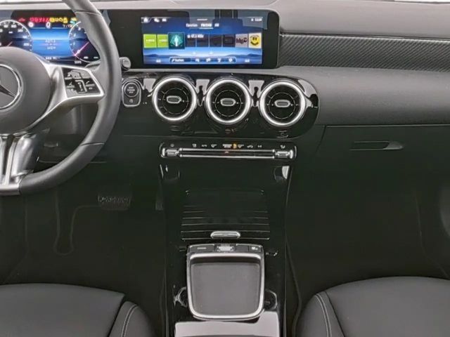 Mercedes-Benz A 180 Progressive