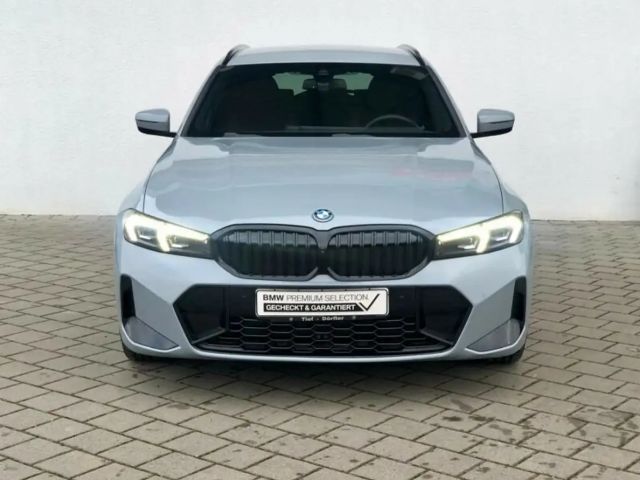 BMW 330 330e M-Sport