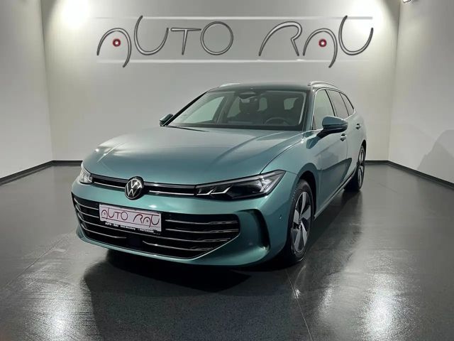 Volkswagen Passat 1.5 eTSI Business DSG Variant
