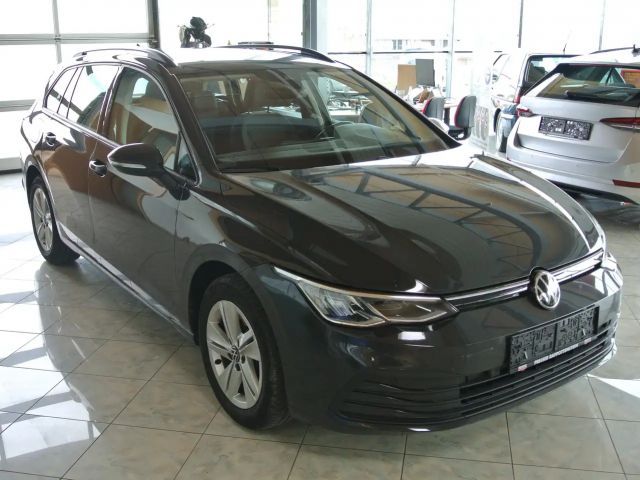 Volkswagen Golf DSG Life Variant
