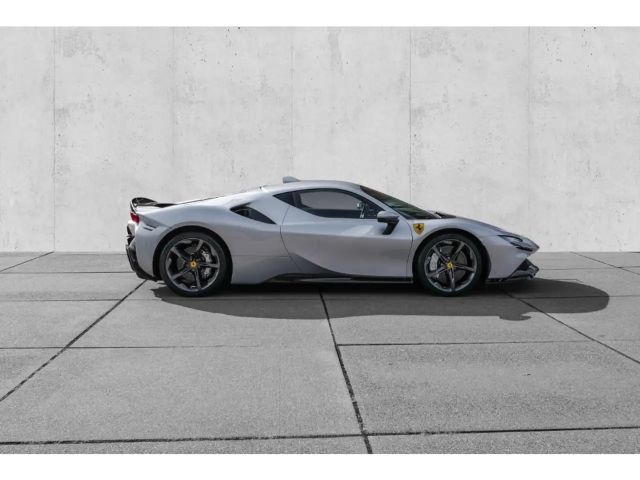 Ferrari SF90 Stradale