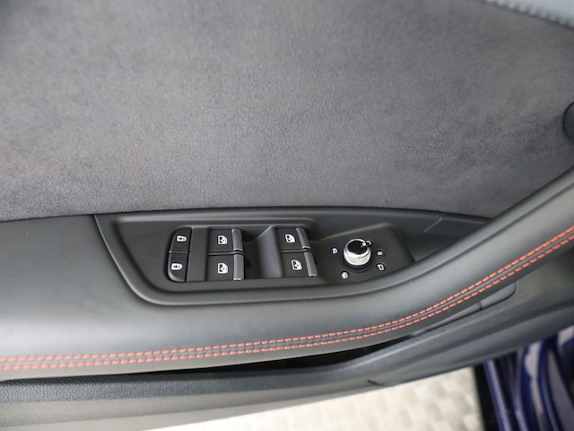 Audi RS4 Avant Quattro