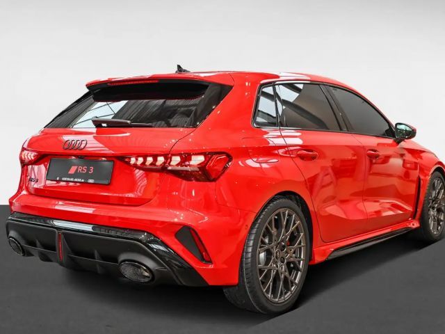 Audi RS3 S-Tronic Sedan