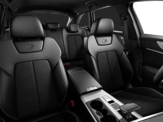 Audi A6 Avant Quattro S-Line