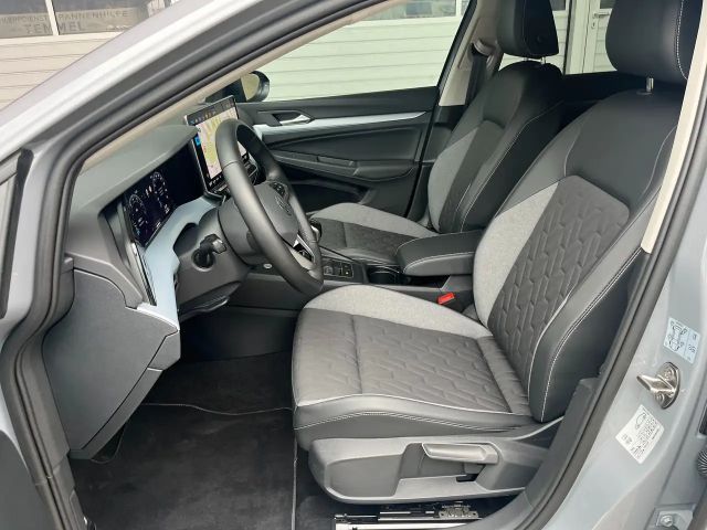 Volkswagen Golf 1.5 TSI Variant