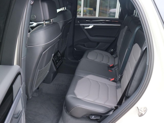 Volkswagen Touareg 4Motion R-Line