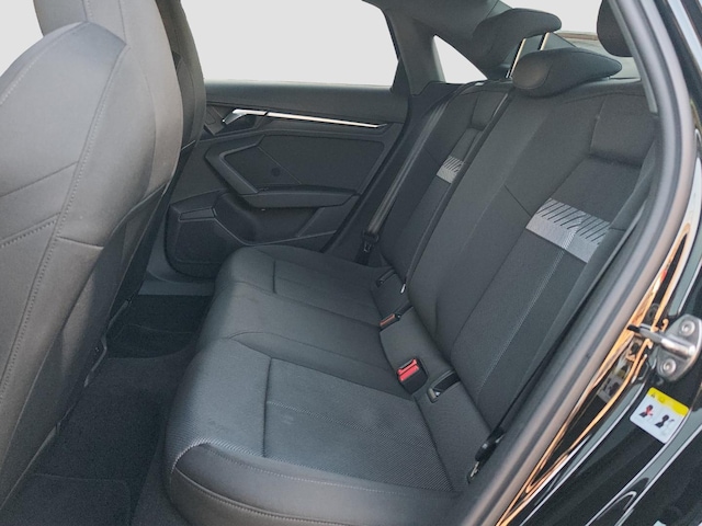 Audi A3 30 TDI S-Tronic Sedan