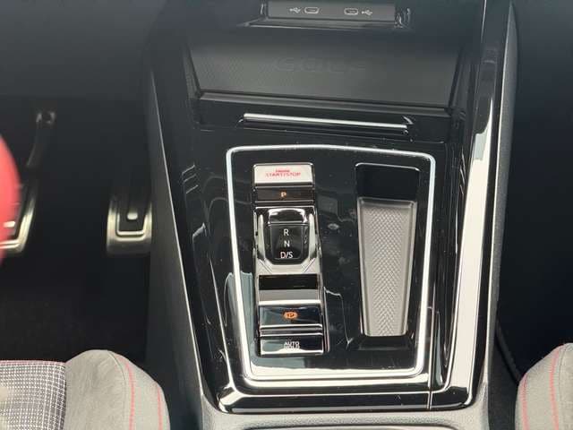 Volkswagen Golf DSG GTI