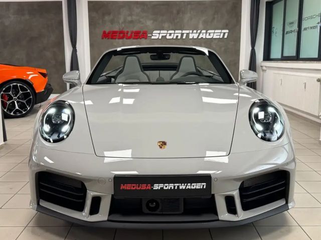 Porsche 992 Cabrio Carrera