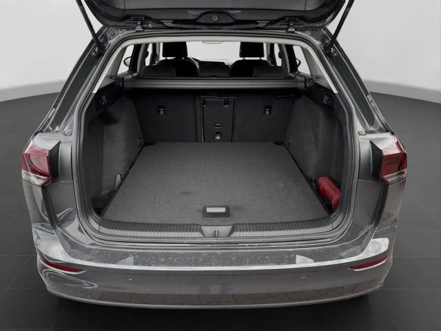 Volkswagen Golf DSG Life Variant