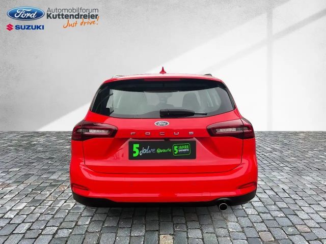 Ford Focus Titanium Wagon