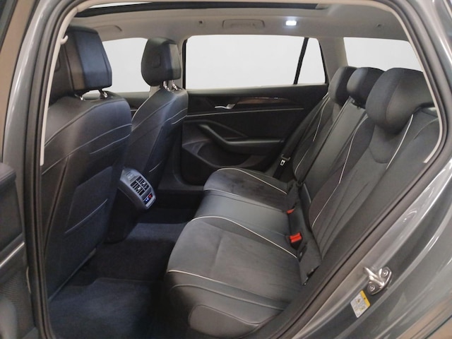 Volkswagen Passat 2.0 TDI Business DSG Variant