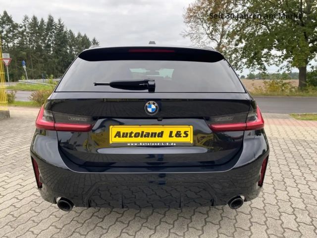 BMW 320 320d M-Sport Touring xDrive