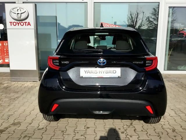 Toyota Yaris Hatchback Hybride VVT-i