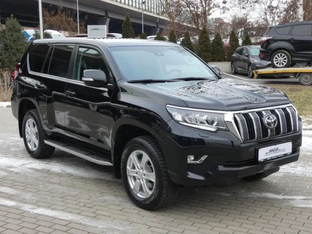 Toyota Land Cruiser 2.8 "Executive" #4WD #AHK #LEDER #JBL #SHZ