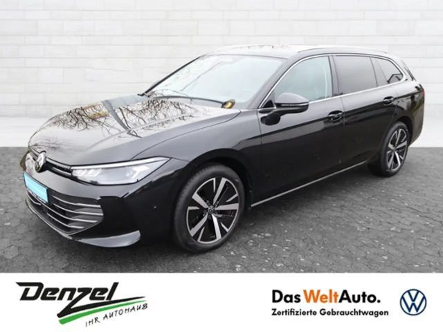 Volkswagen Passat 1.5 eTSI Business DSG Variant