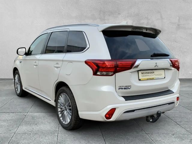 Mitsubishi Outlander 4WD PHEV