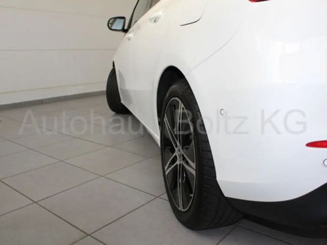 Mercedes-Benz B 200 Progressive