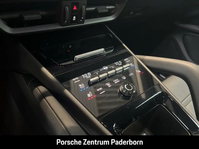 Porsche Cayenne Sportabgasanlage Panorama LED-Matrix