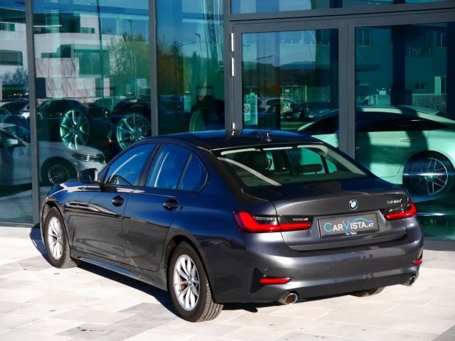 BMW 320 320d Advantage pakket Sedan