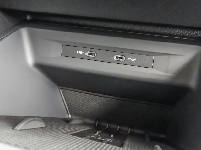 Seat Leon 1.5 eTSI Sportstourer