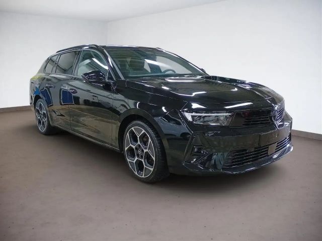 Opel Astra Sports Tourer Ultimate