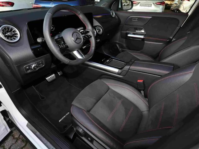 Mercedes-Benz GLA 180 AMG Line