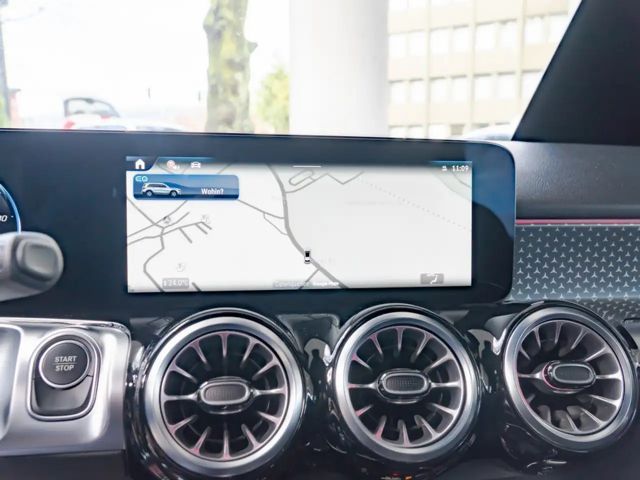 Mercedes-Benz EQB 300 4MATIC Progressive