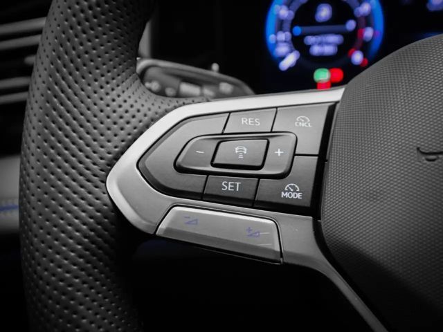 Volkswagen Tiguan 2.0 TSI IQ.Drive R-Line